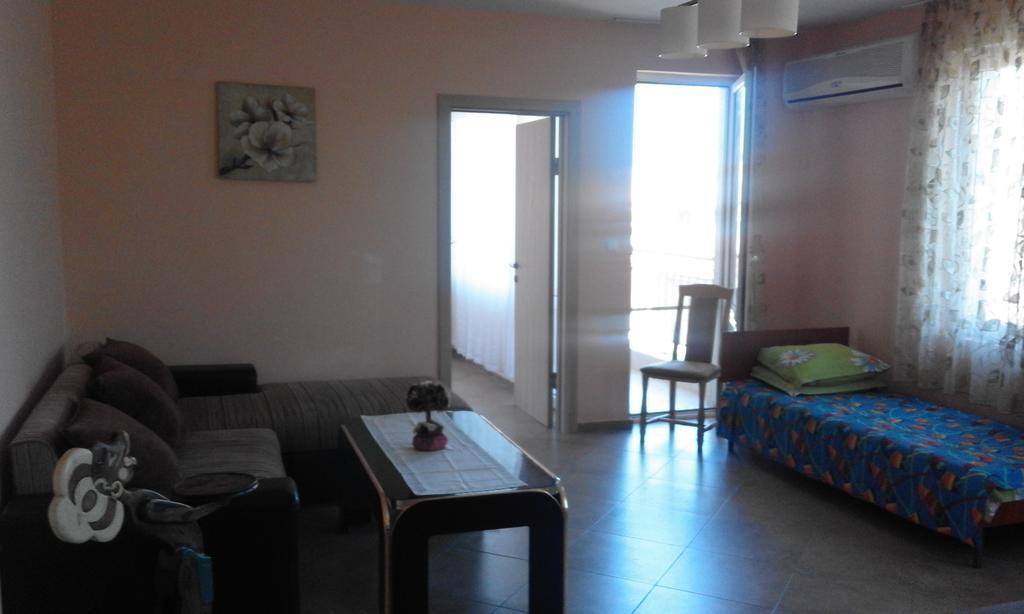 Apartments Sea Sounds بوموري المظهر الخارجي الصورة